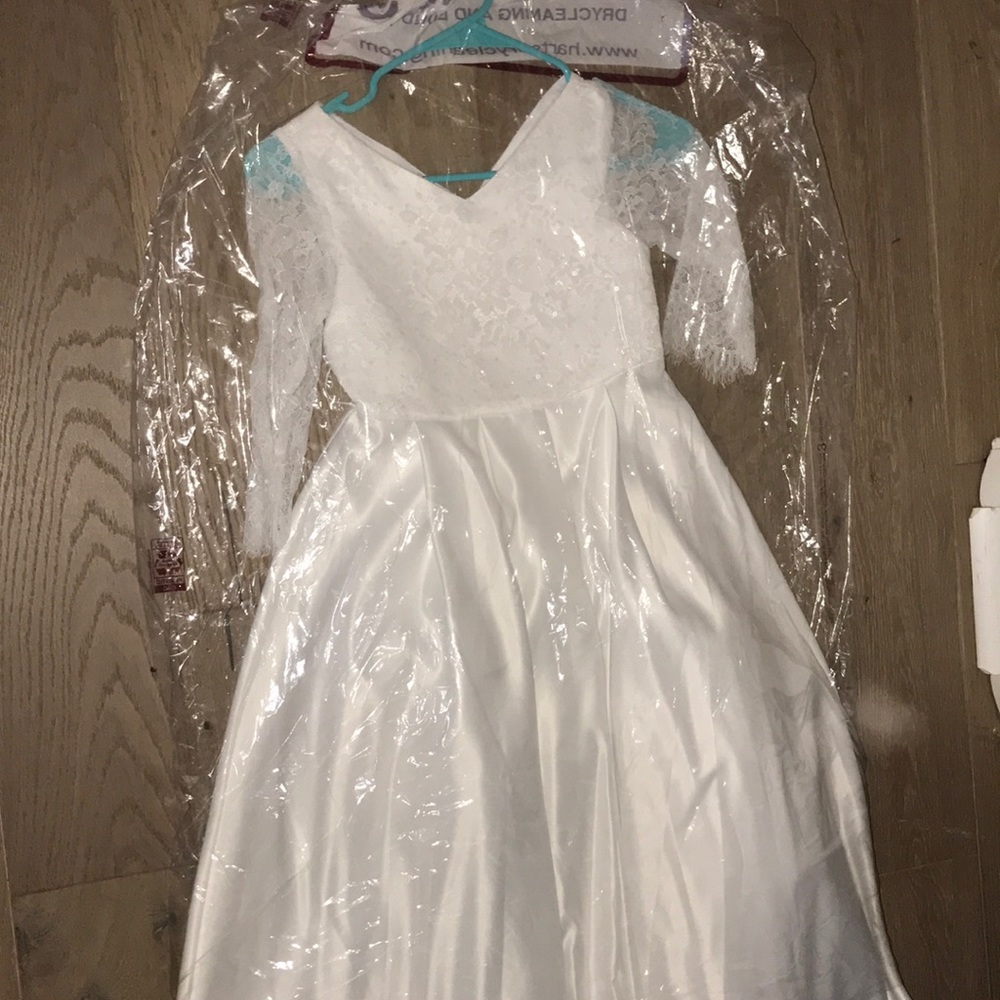 First Communion dress w/ WHITE sash. Also great for flower girl for wedding